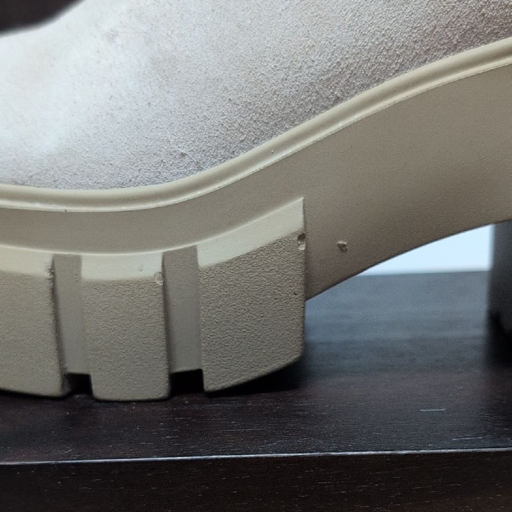Steve Madden Liberti Suede Beige Platform Heeled Sock Boots Size 9M - Picture 6 of 8